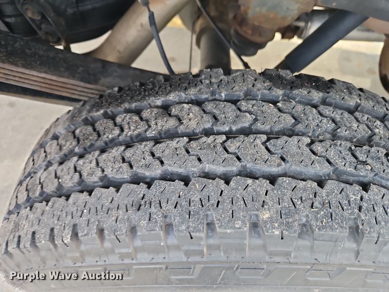 image for item EI8851 2013 GMC Sierra 2500HD Ext. Cab pickup truck