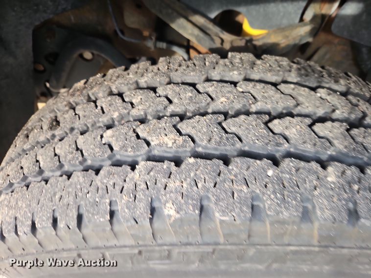 image for item EI8851 2013 GMC Sierra 2500HD Ext. Cab pickup truck