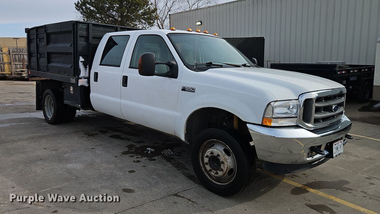 image for item EI8853 2004 Ford F550 Super Duty dump flatbed truck