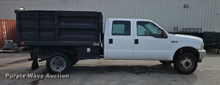 image for item EI8853 2004 Ford F550 Super Duty dump flatbed truck
