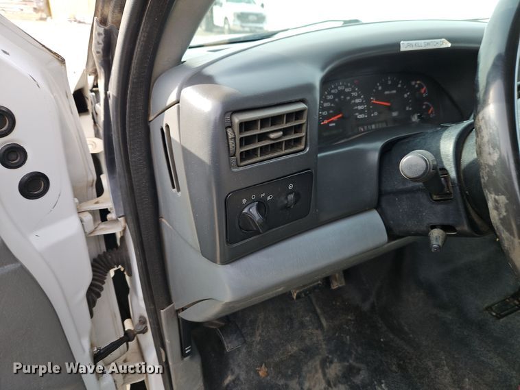 image for item EI8853 2004 Ford F550 Super Duty dump flatbed truck