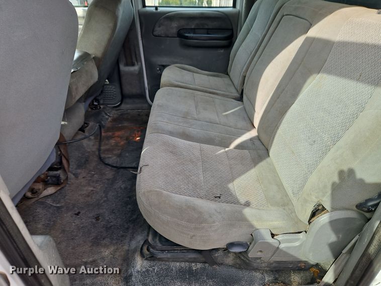 image for item EI8853 2004 Ford F550 Super Duty dump flatbed truck