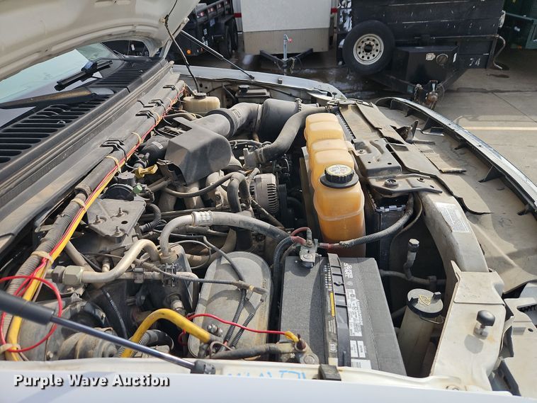 image for item EI8853 2004 Ford F550 Super Duty dump flatbed truck