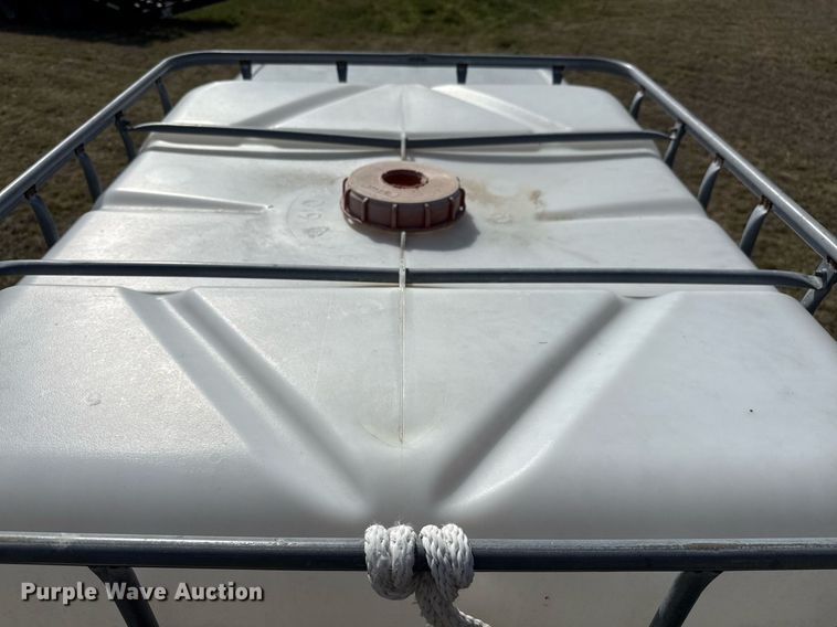 image for item EJ3482 1998 Ford F150 SuperCab flatbed pickup truck 