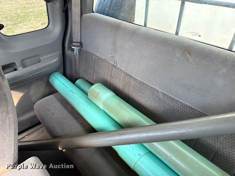 image for item EJ3482 1998 Ford F150 SuperCab flatbed pickup truck 