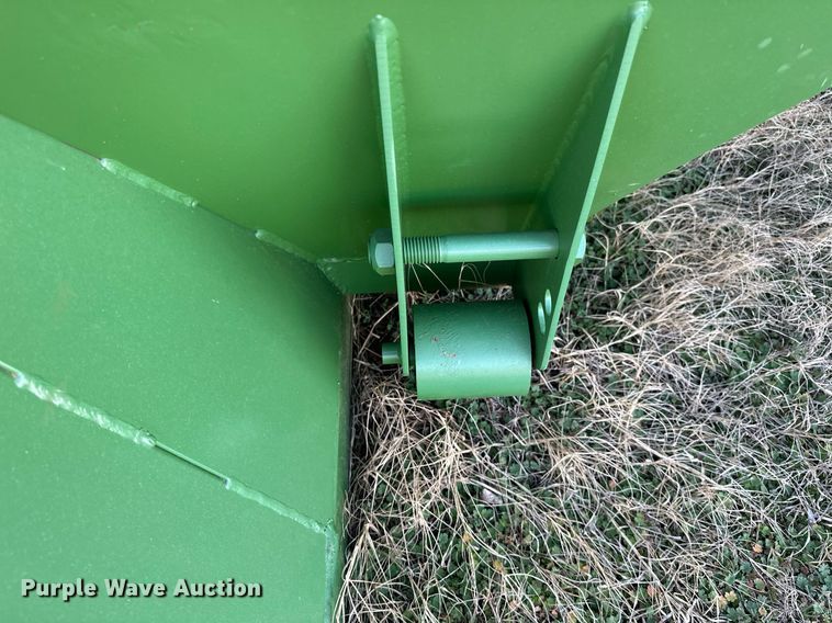 image for item EK0390 LoneStar roll-off container