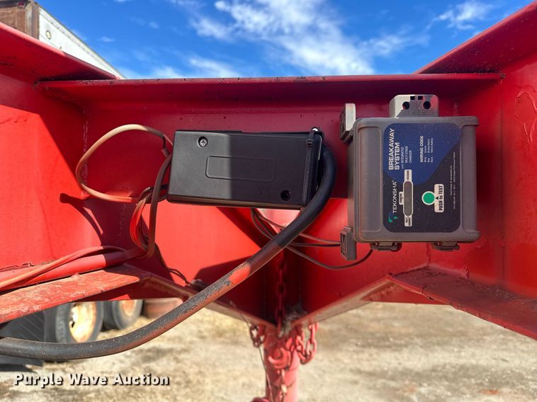 image for item EK0401 2000 Elite equipment trailer