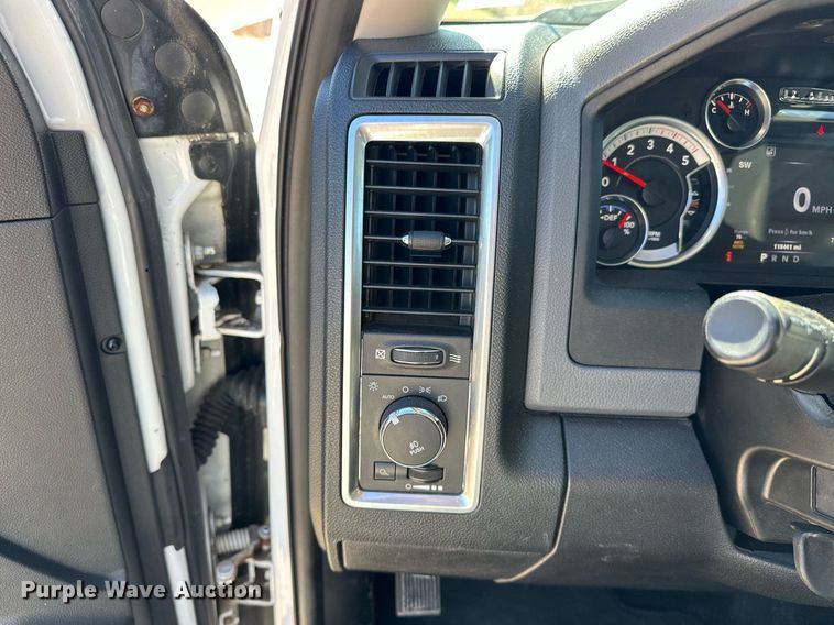 image for item EK0403 2014 Dodge Ram 2500 Crew Cab pickup truck