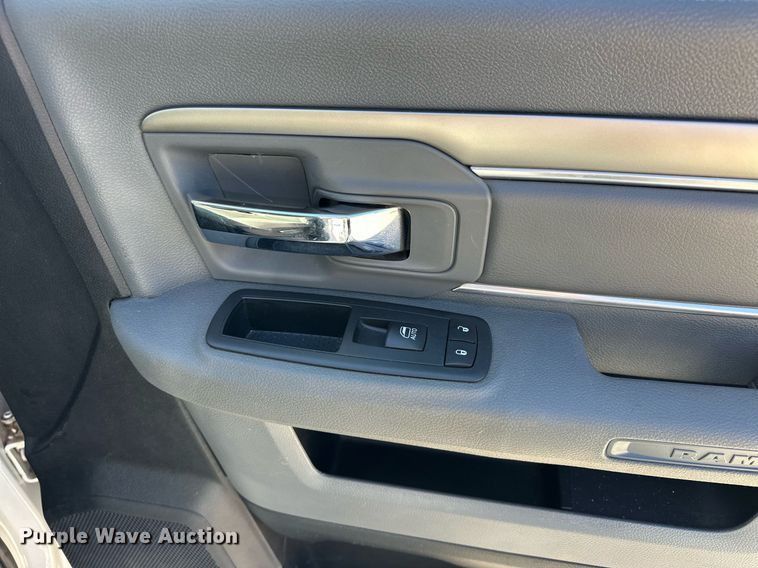 image for item EK0403 2014 Dodge Ram 2500 Crew Cab pickup truck