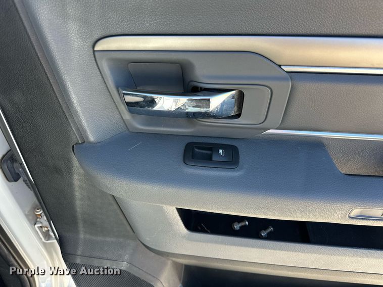 image for item EK0403 2014 Dodge Ram 2500 Crew Cab pickup truck