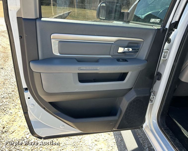 image for item EK0403 2014 Dodge Ram 2500 Crew Cab pickup truck