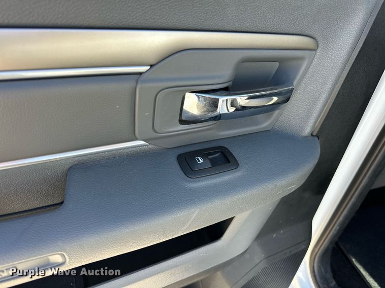 image for item EK0403 2014 Dodge Ram 2500 Crew Cab pickup truck