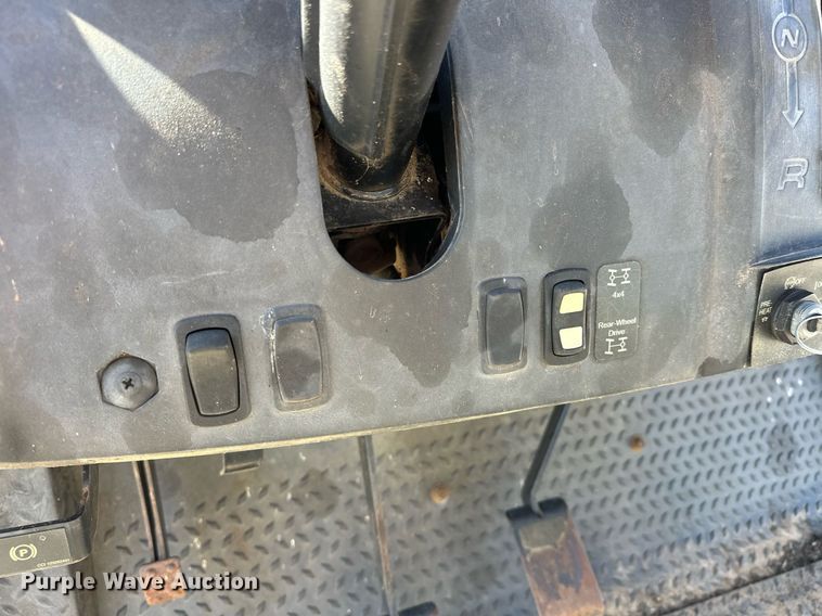 image for item EK0405 2009 Club Car Intellitrak utility vehicle