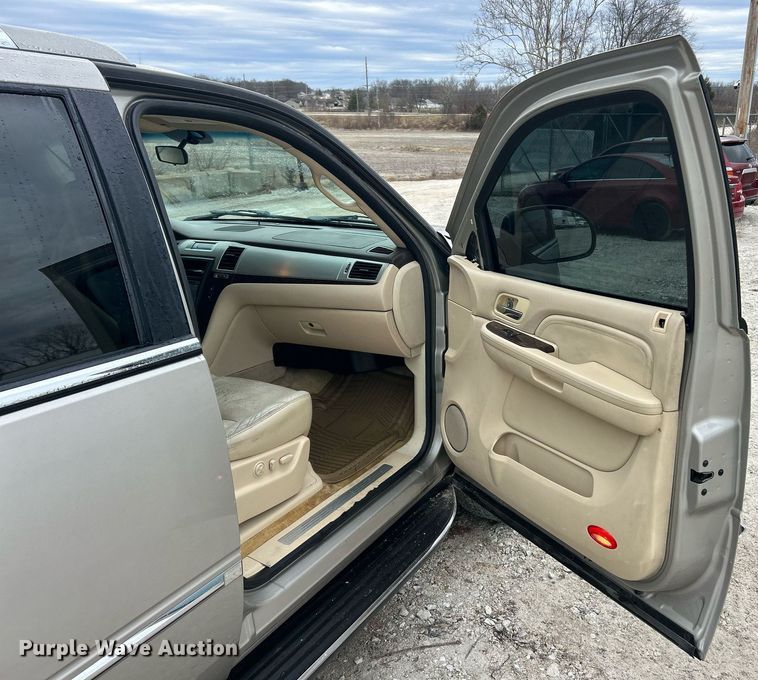 image for item EK2624 2007 Cadillac Escalade ESV SUV