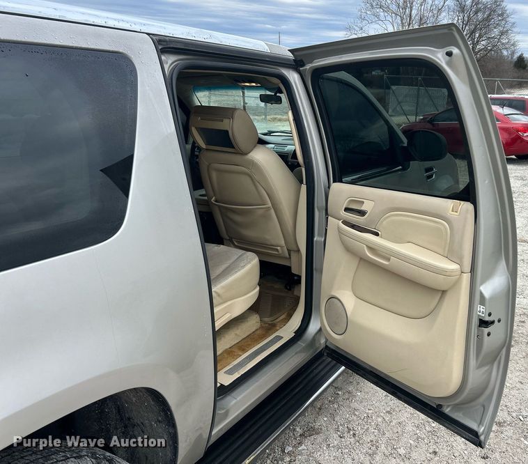 image for item EK2624 2007 Cadillac Escalade ESV SUV