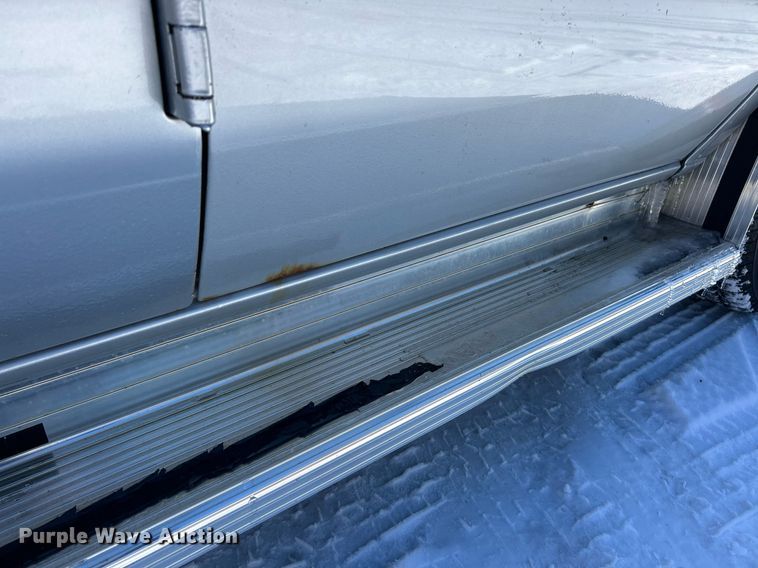 image for item EK2688 2001 Ford E350 Super Duty XLT van