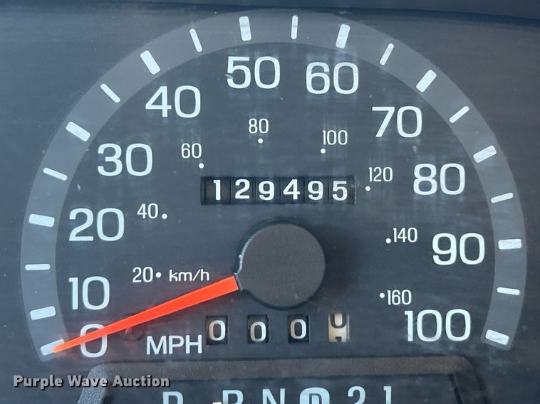 image for item EK2688 2001 Ford E350 Super Duty XLT van