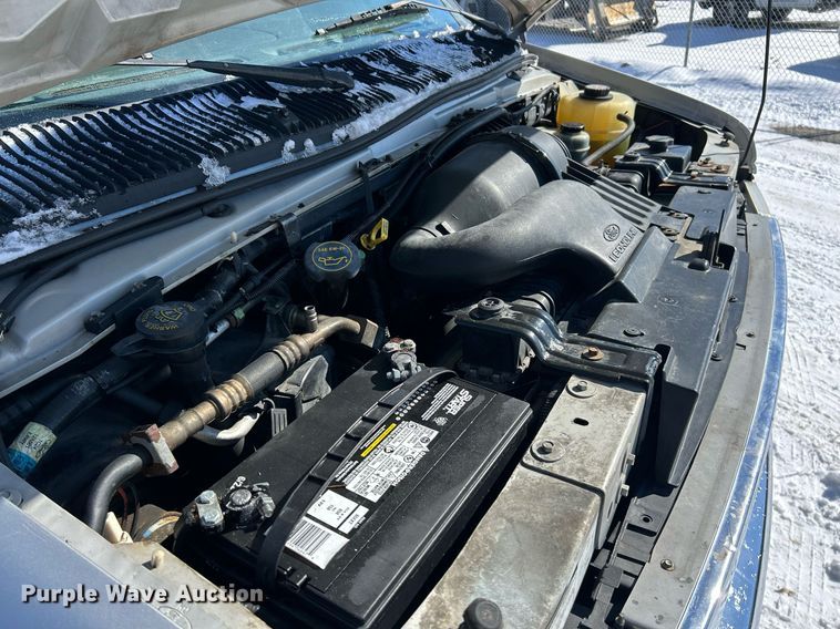 image for item EK2688 2001 Ford E350 Super Duty XLT van