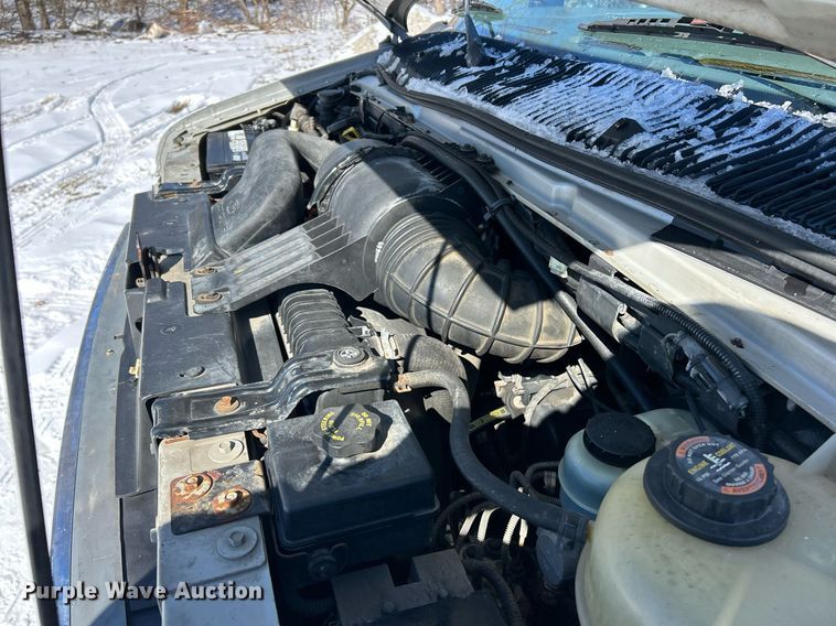 image for item EK2688 2001 Ford E350 Super Duty XLT van