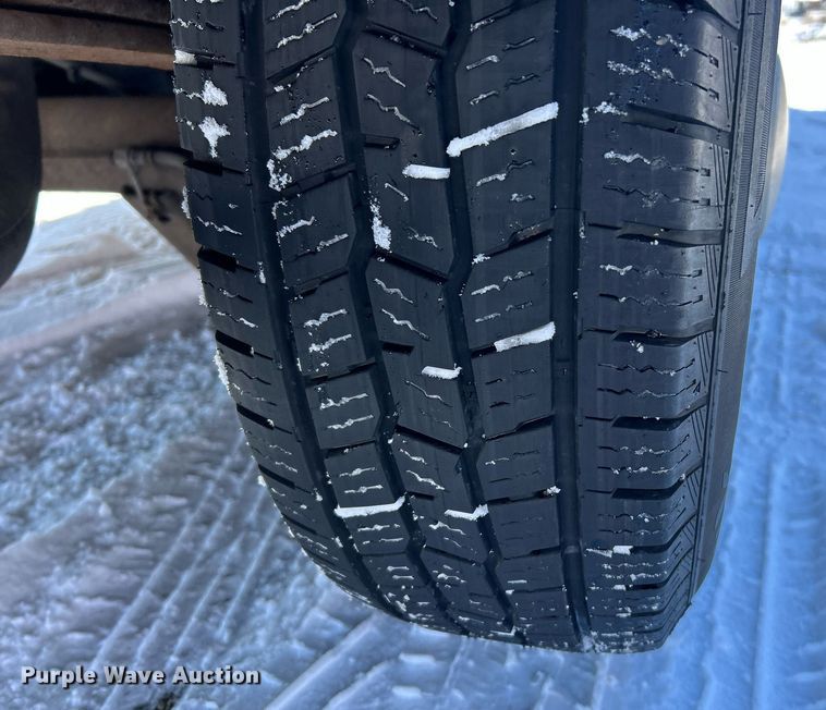 image for item EK2688 2001 Ford E350 Super Duty XLT van