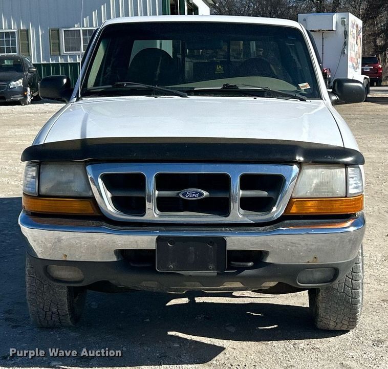 image for item EK2706 2000 Ford Ranger XLT SuperCab pickup truck