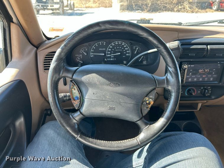 image for item EK2706 2000 Ford Ranger XLT SuperCab pickup truck