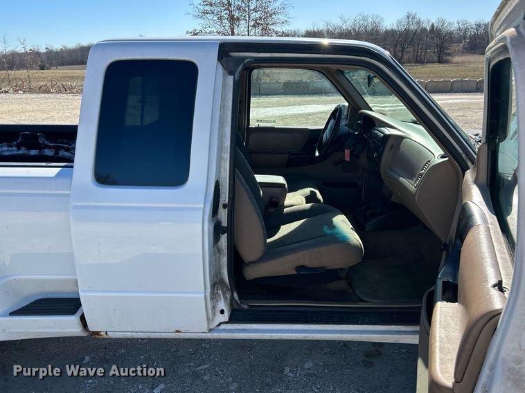 image for item EK2706 2000 Ford Ranger XLT SuperCab pickup truck