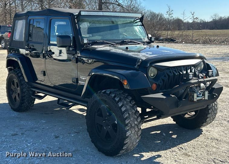 image for item EK2707 2008 Jeep Wrangler Sahara SUV