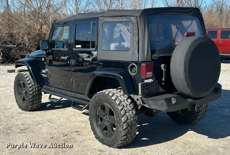 image for item EK2707 2008 Jeep Wrangler Sahara SUV