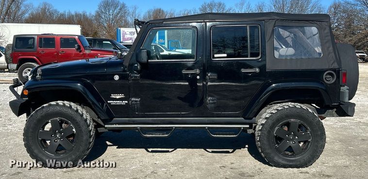 image for item EK2707 2008 Jeep Wrangler Sahara SUV