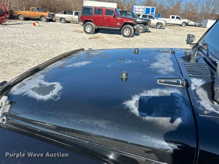 image for item EK2707 2008 Jeep Wrangler Sahara SUV