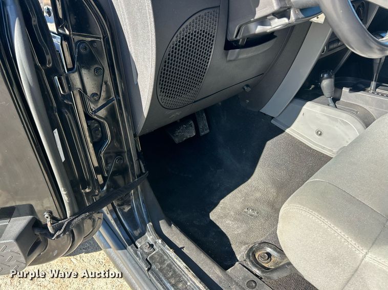 image for item EK2707 2008 Jeep Wrangler Sahara SUV