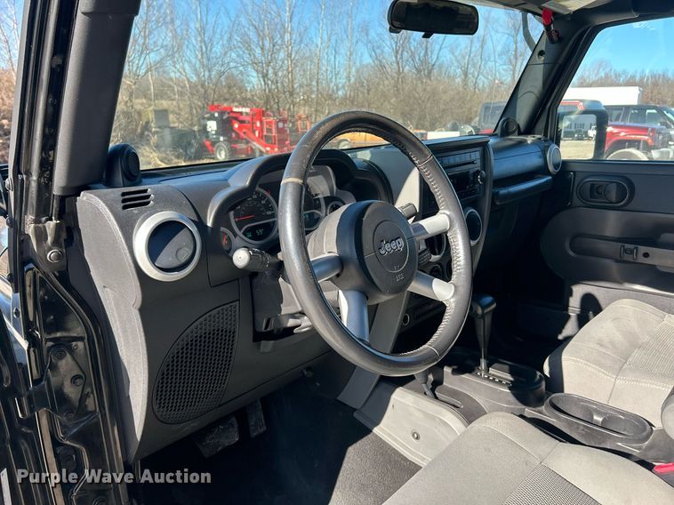 image for item EK2707 2008 Jeep Wrangler Sahara SUV