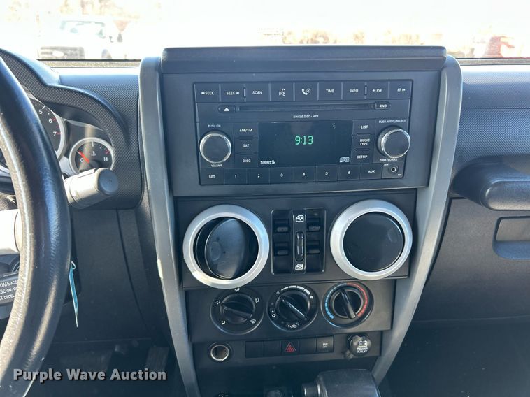 image for item EK2707 2008 Jeep Wrangler Sahara SUV