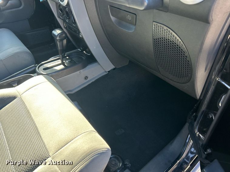 image for item EK2707 2008 Jeep Wrangler Sahara SUV