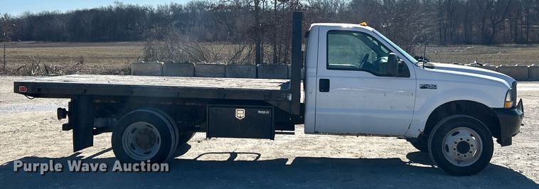 image for item EK2708 2002 Ford F450 Super Duty flatbed truck