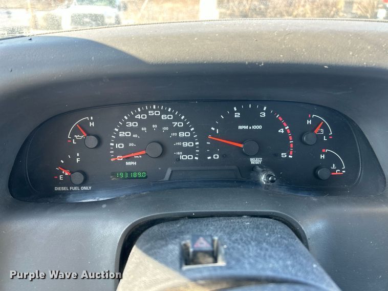 image for item EK2708 2002 Ford F450 Super Duty flatbed truck