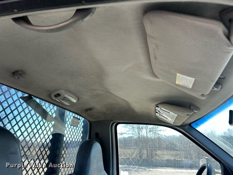 image for item EK2708 2002 Ford F450 Super Duty flatbed truck