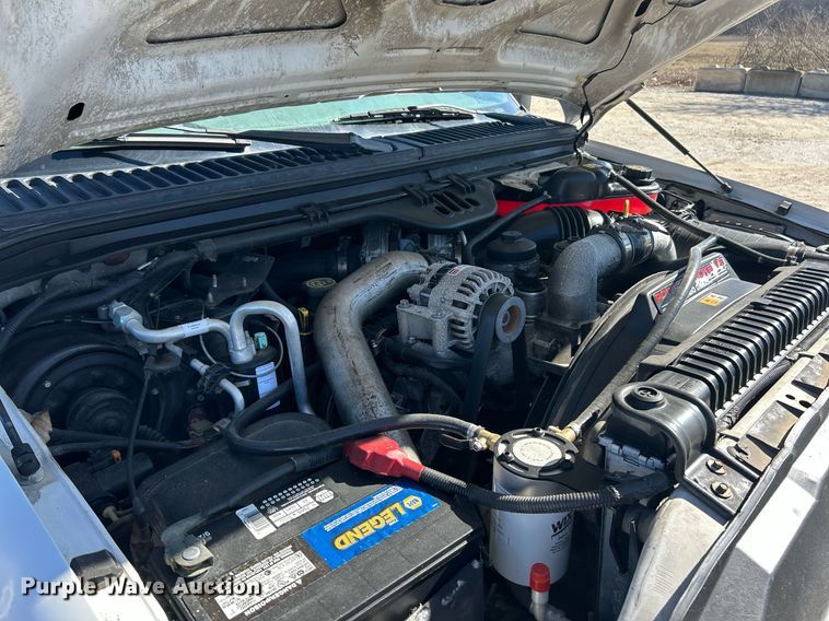 image for item EK2710 2006 Ford F450 Super Duty truck cab and chassis