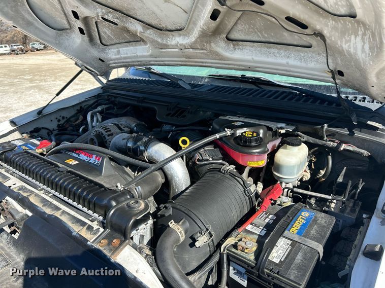 image for item EK2710 2006 Ford F450 Super Duty truck cab and chassis