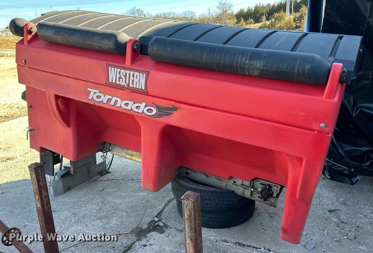 image for item EK2713 Western Tornado spreader