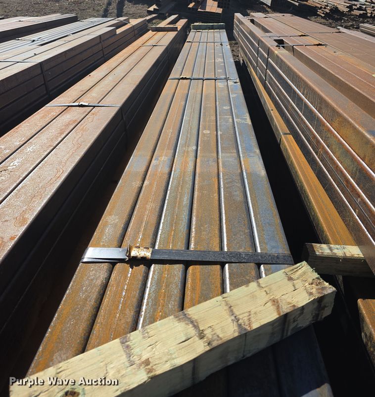 image for item EK5005 (49) pieces of steel