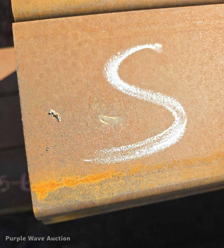 image for item EK5007 (42) pieces of steel