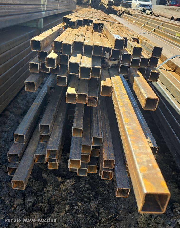 image for item EK5009 Approximately 138 pieces of steel