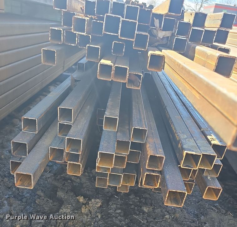 image for item EK5009 Approximately 138 pieces of steel