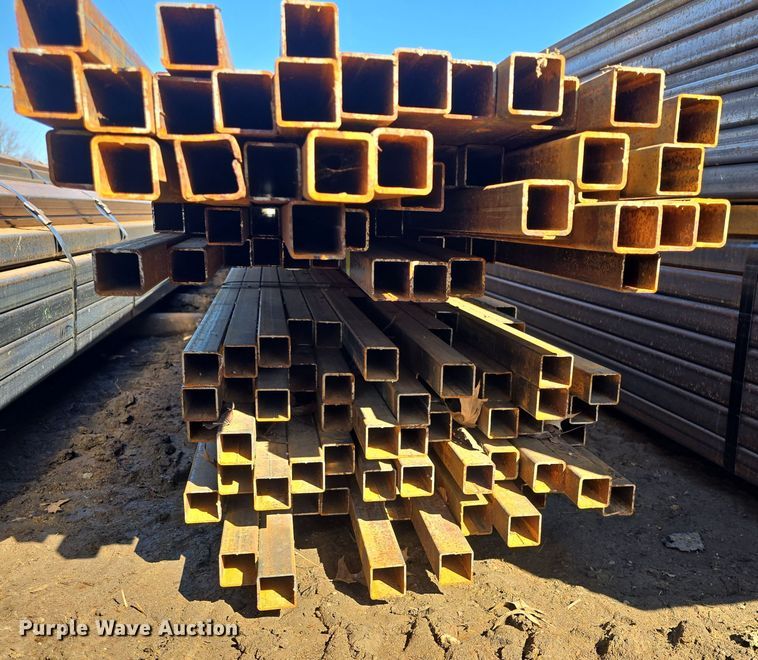 image for item EK5009 Approximately 138 pieces of steel