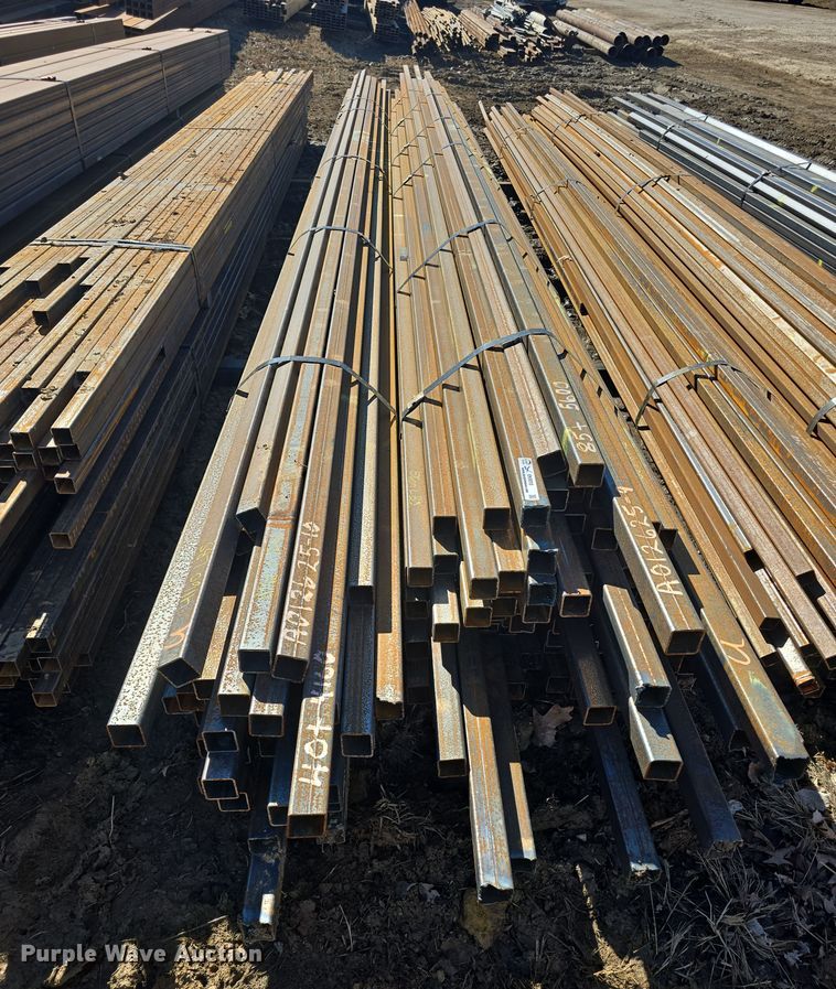 image for item EK5010 Approximately 125 pieces of steel