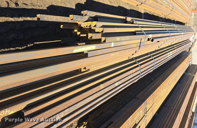 image for item EK5010 Approximately 125 pieces of steel