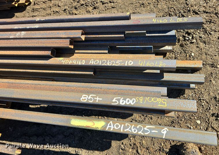 image for item EK5010 Approximately 125 pieces of steel