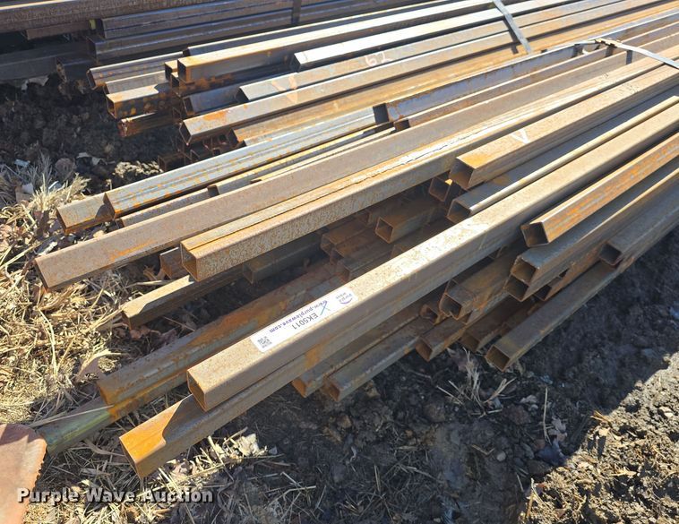 image for item EK5011 Approximately 152 pieces of steel